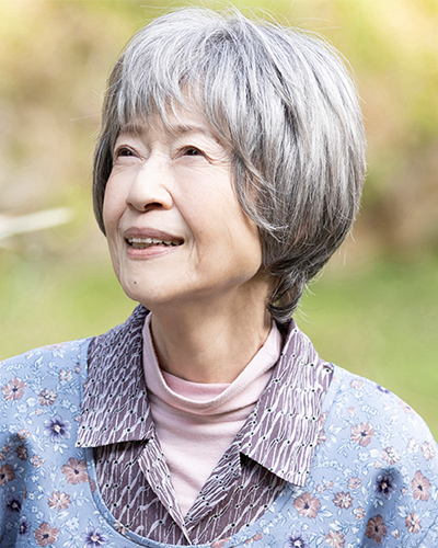田島令子