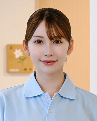 結城萌