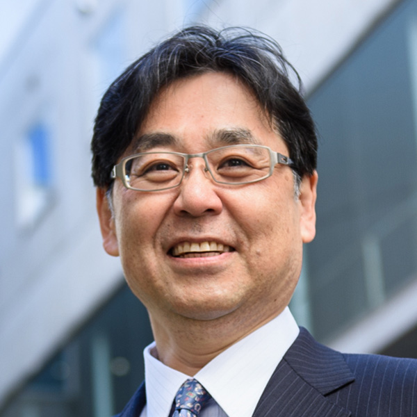 神崎亮平